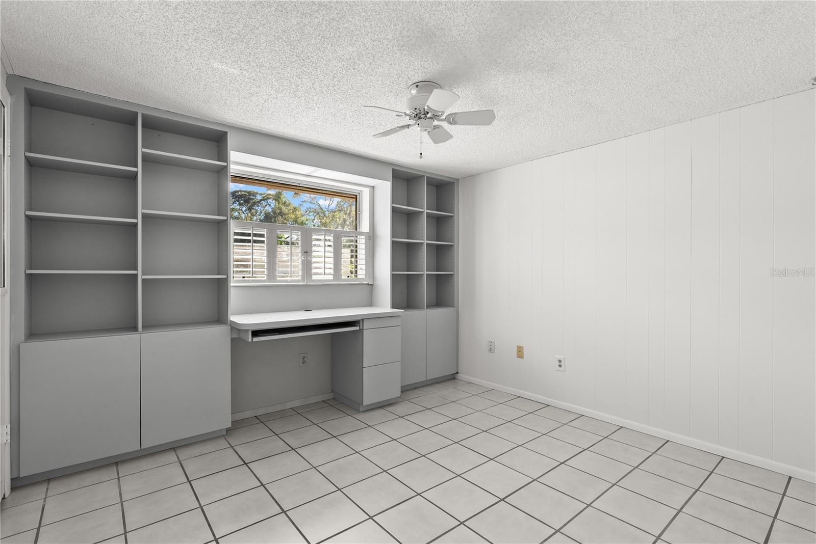 Image 19 of 47 For 3717 Prado Drive