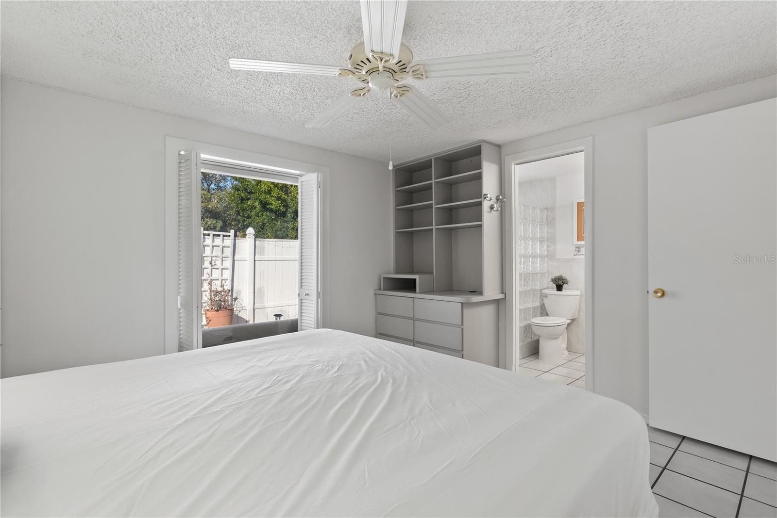 Image 21 of 47 For 3717 Prado Drive