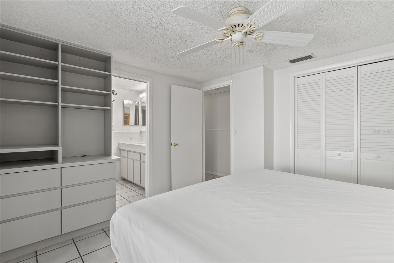 Image 22 of 47 For 3717 Prado Drive