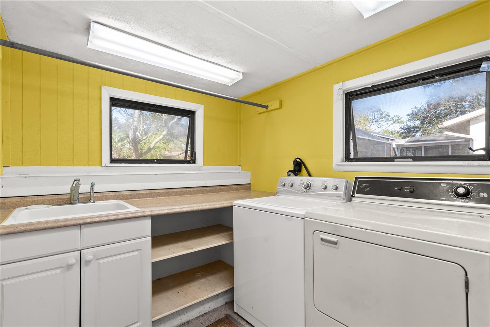 Image 28 of 47 For 3717 Prado Drive