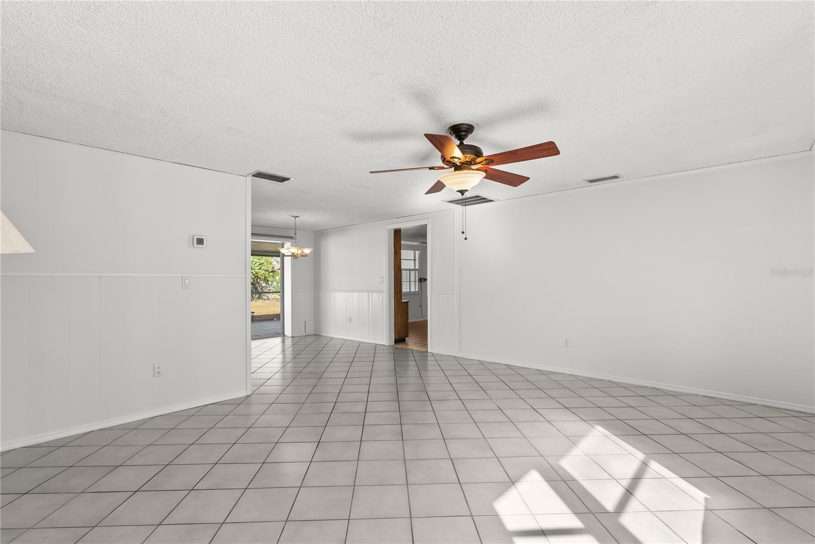 Image 7 of 47 For 3717 Prado Drive