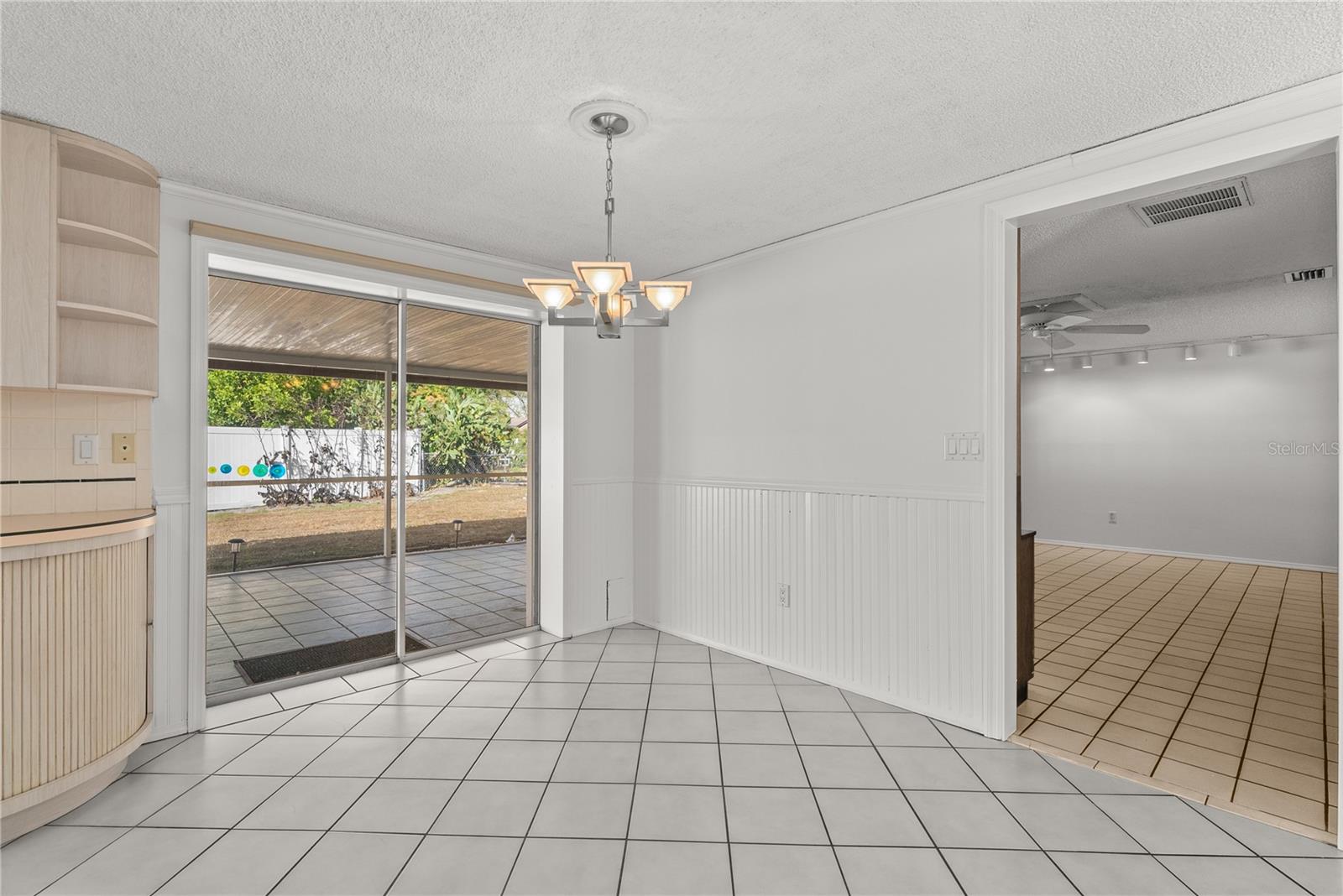 Image 8 of 47 For 3717 Prado Drive