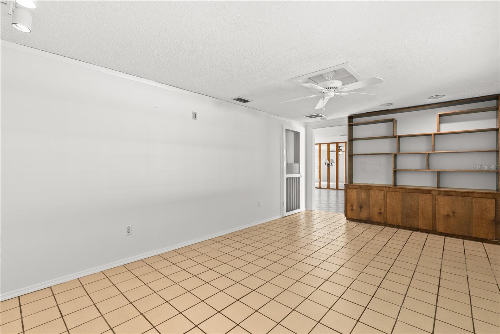 Image 9 of 47 For 3717 Prado Drive