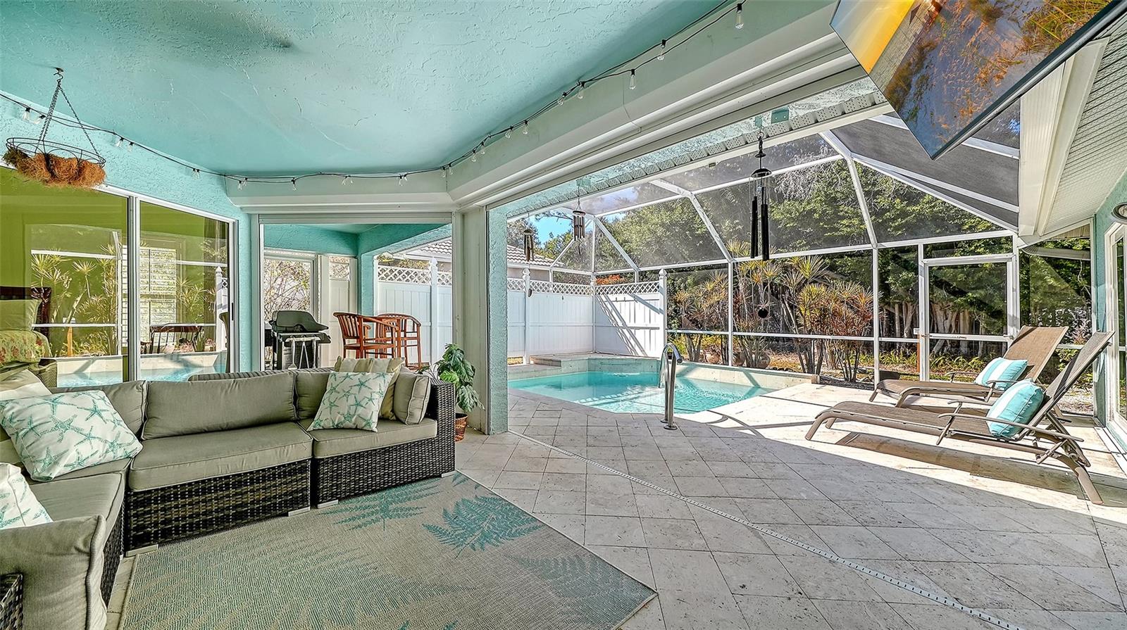 Image 21 of 24 For 8972 Huntington Pointe Drive