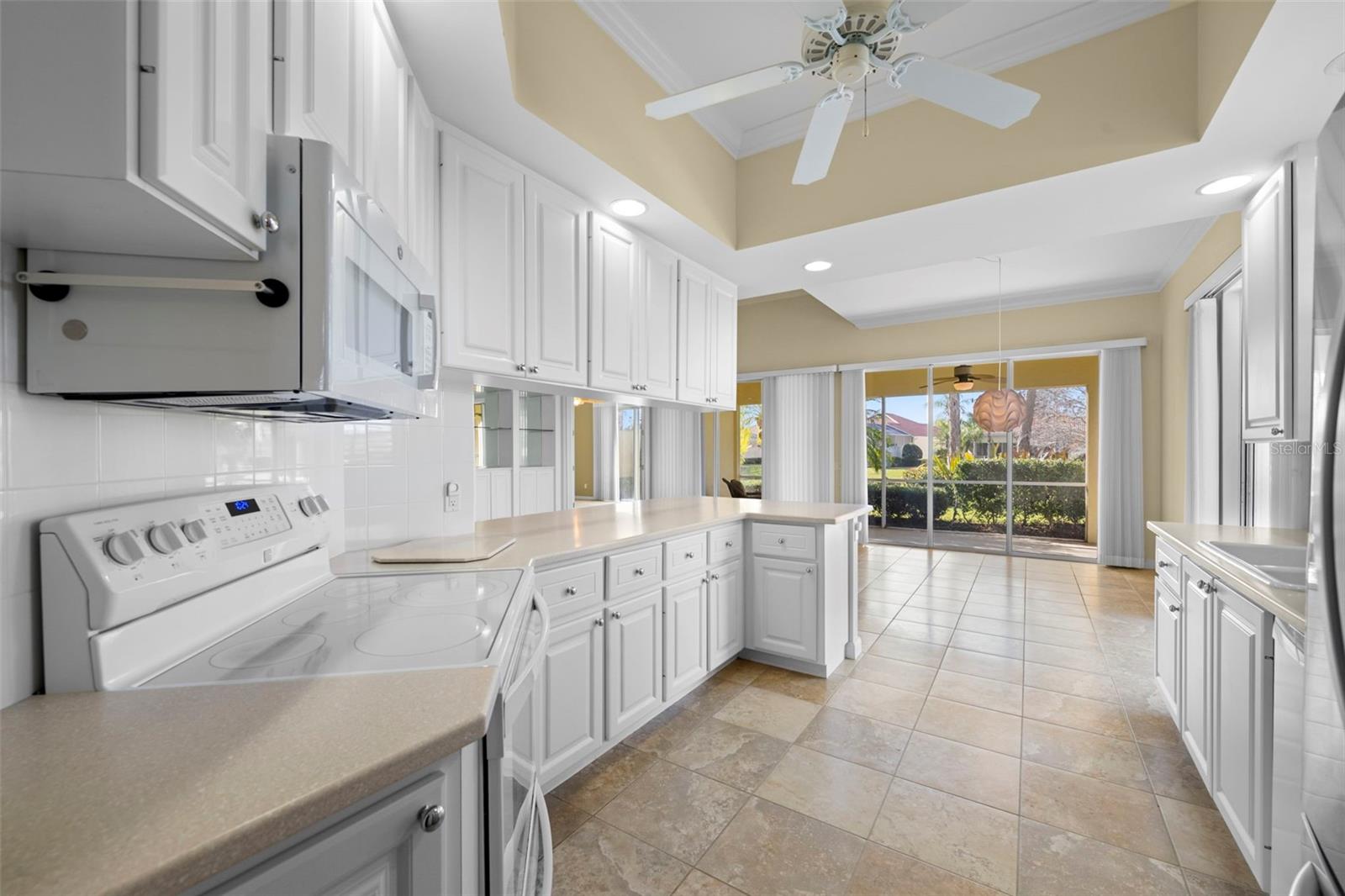 Image 11 of 72 For 7782 Uliva Way