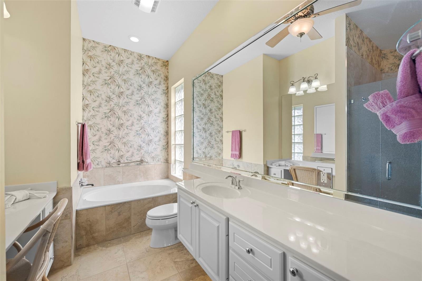 Image 16 of 72 For 7782 Uliva Way