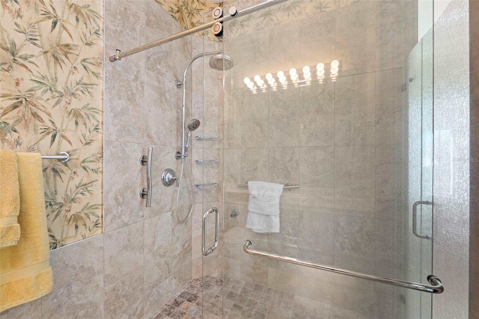 Image 17 of 72 For 7782 Uliva Way