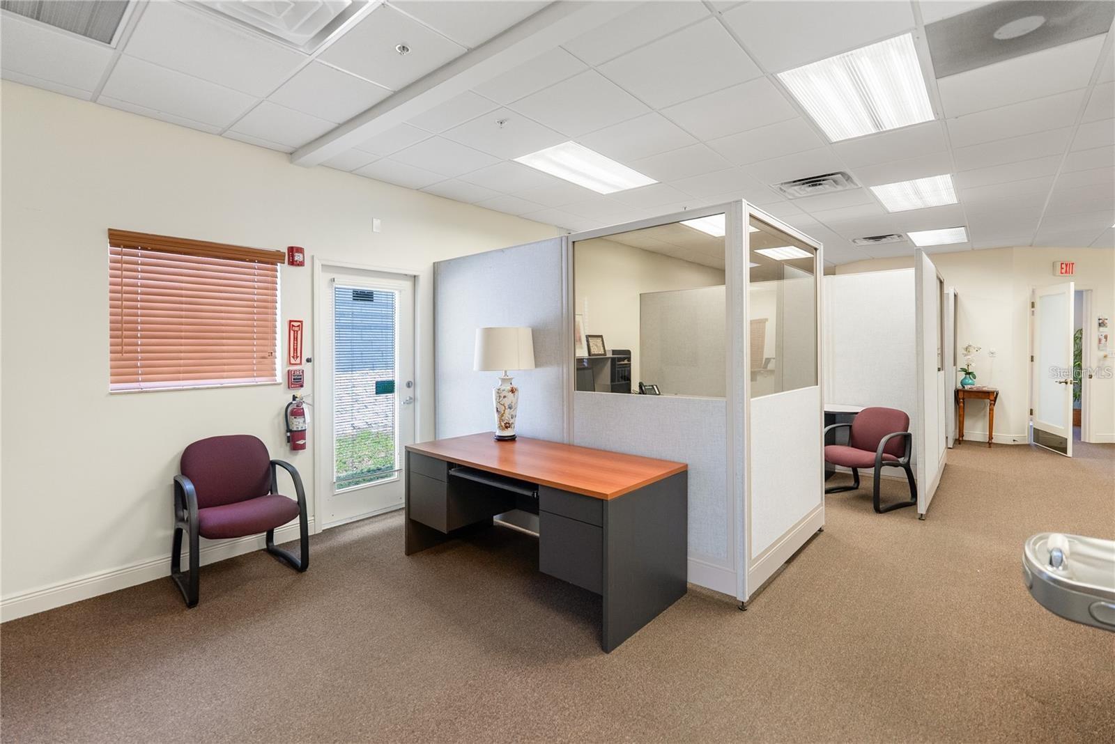 Image 15 of 19 For 436 Tamiami Trail C4