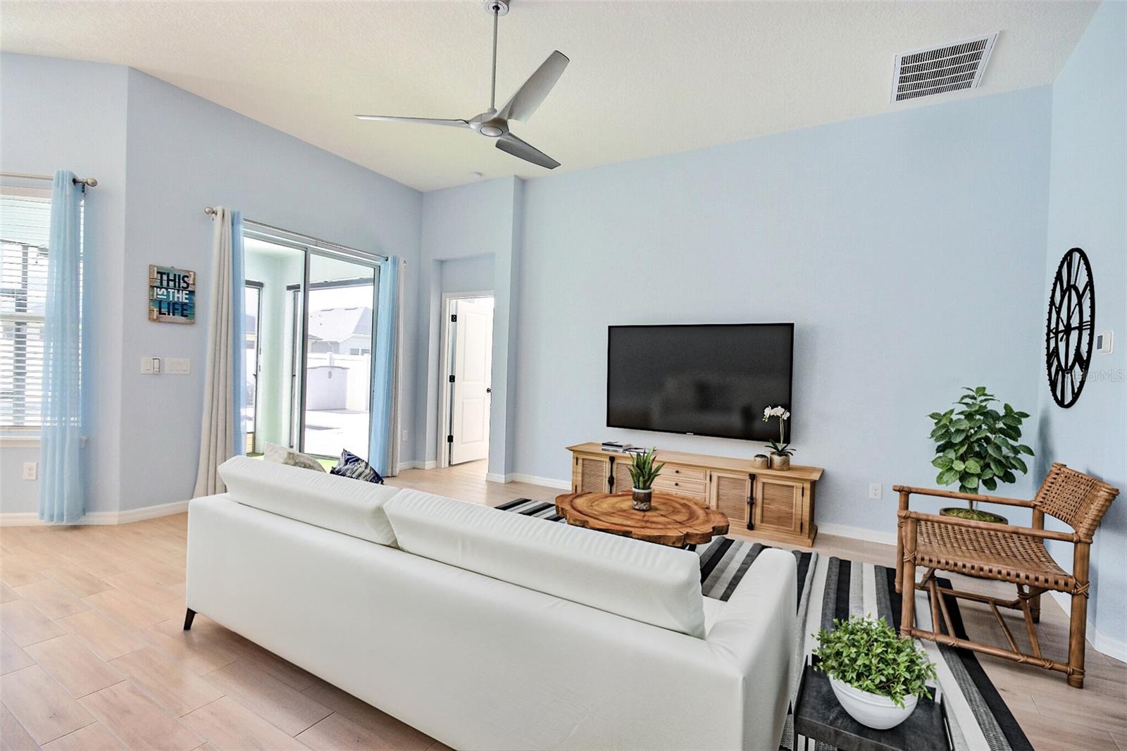 Image 17 of 58 For 10550 Piedra Dr