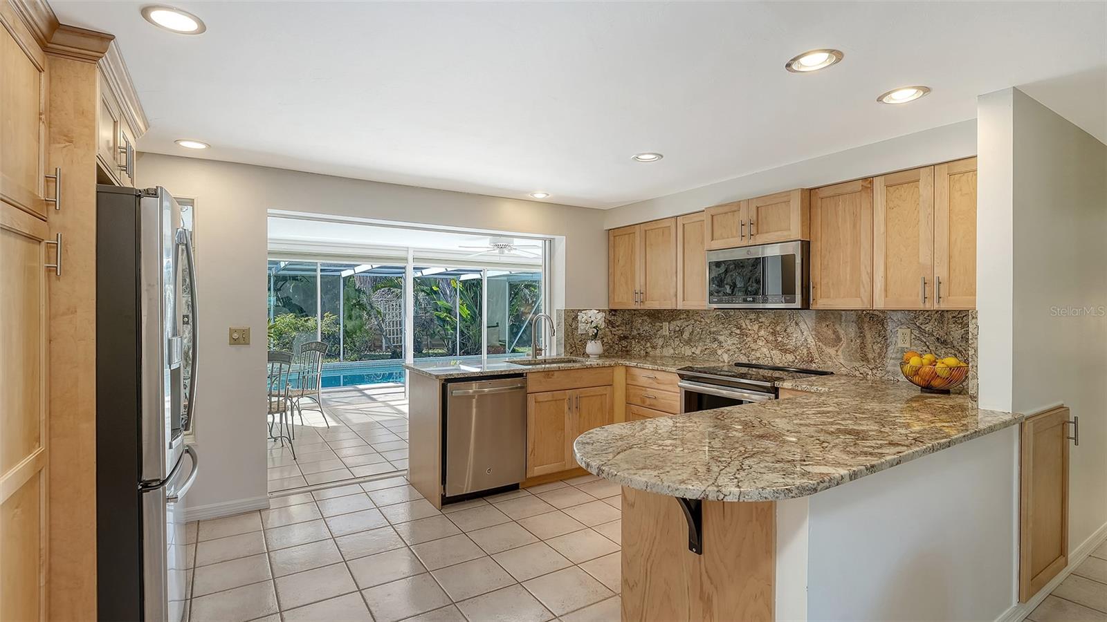 Image 10 of 39 For 626 46th Street