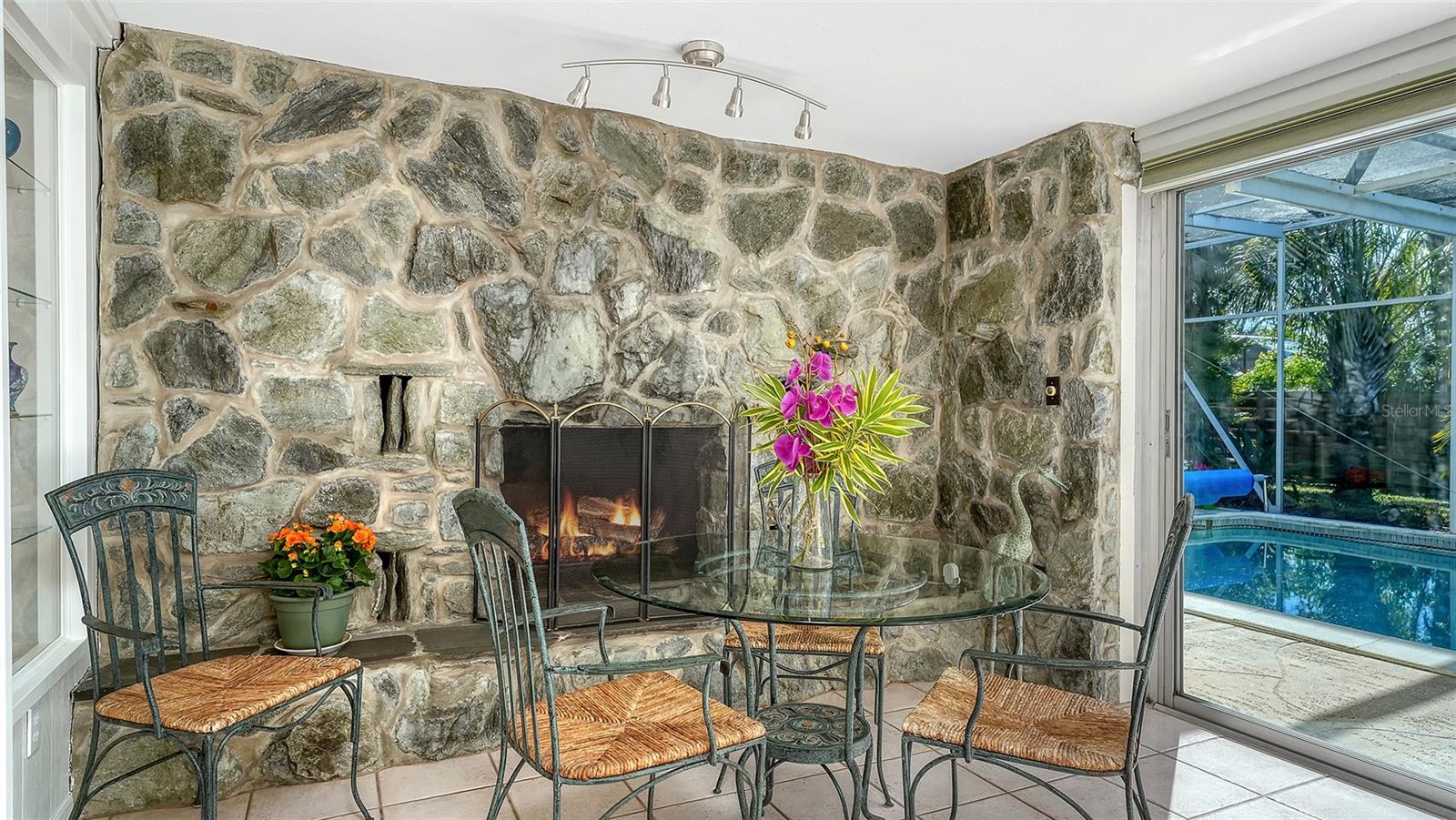 Image 17 of 39 For 626 46th Street