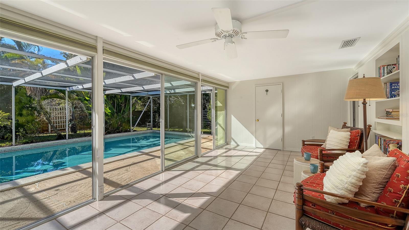 Image 18 of 39 For 626 46th Street