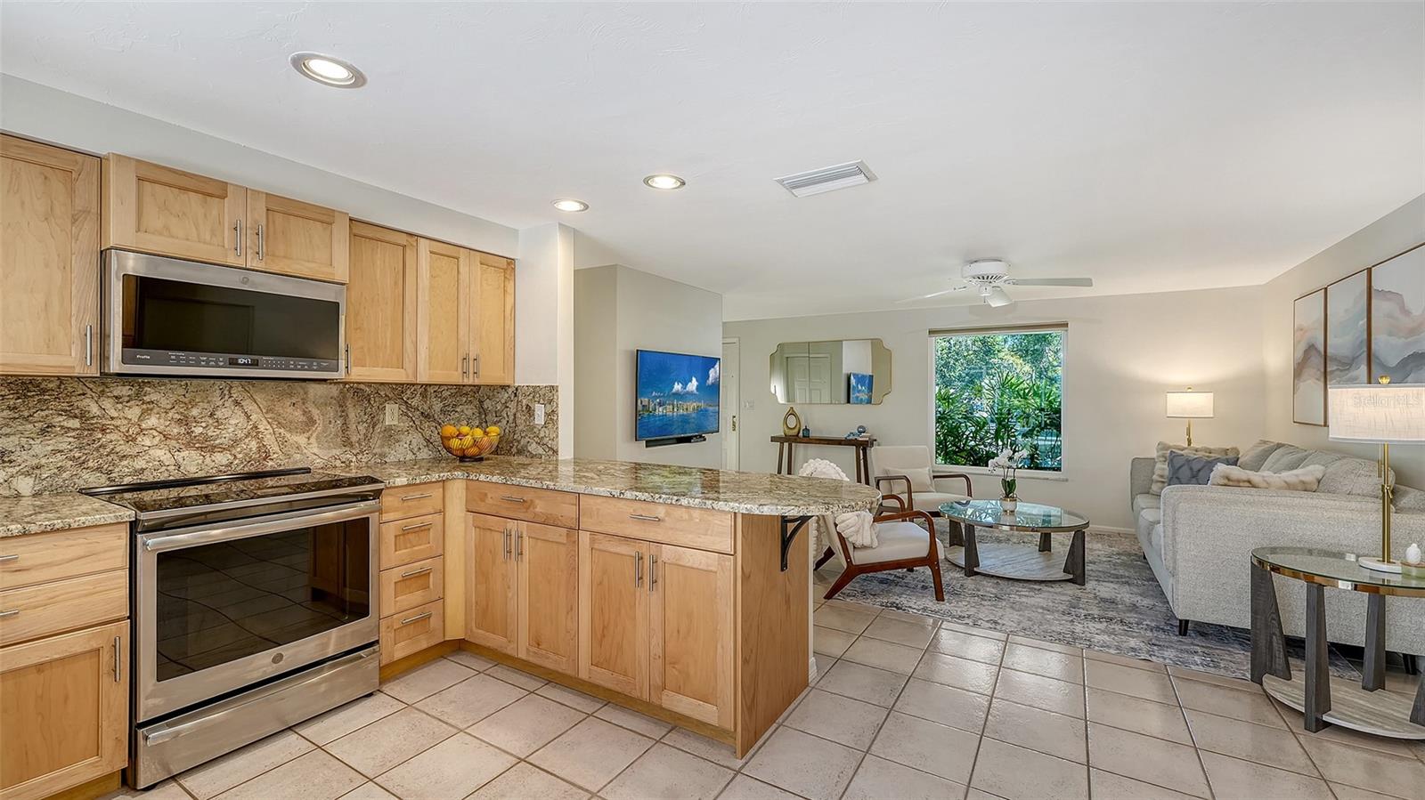 Image 8 of 39 For 626 46th Street