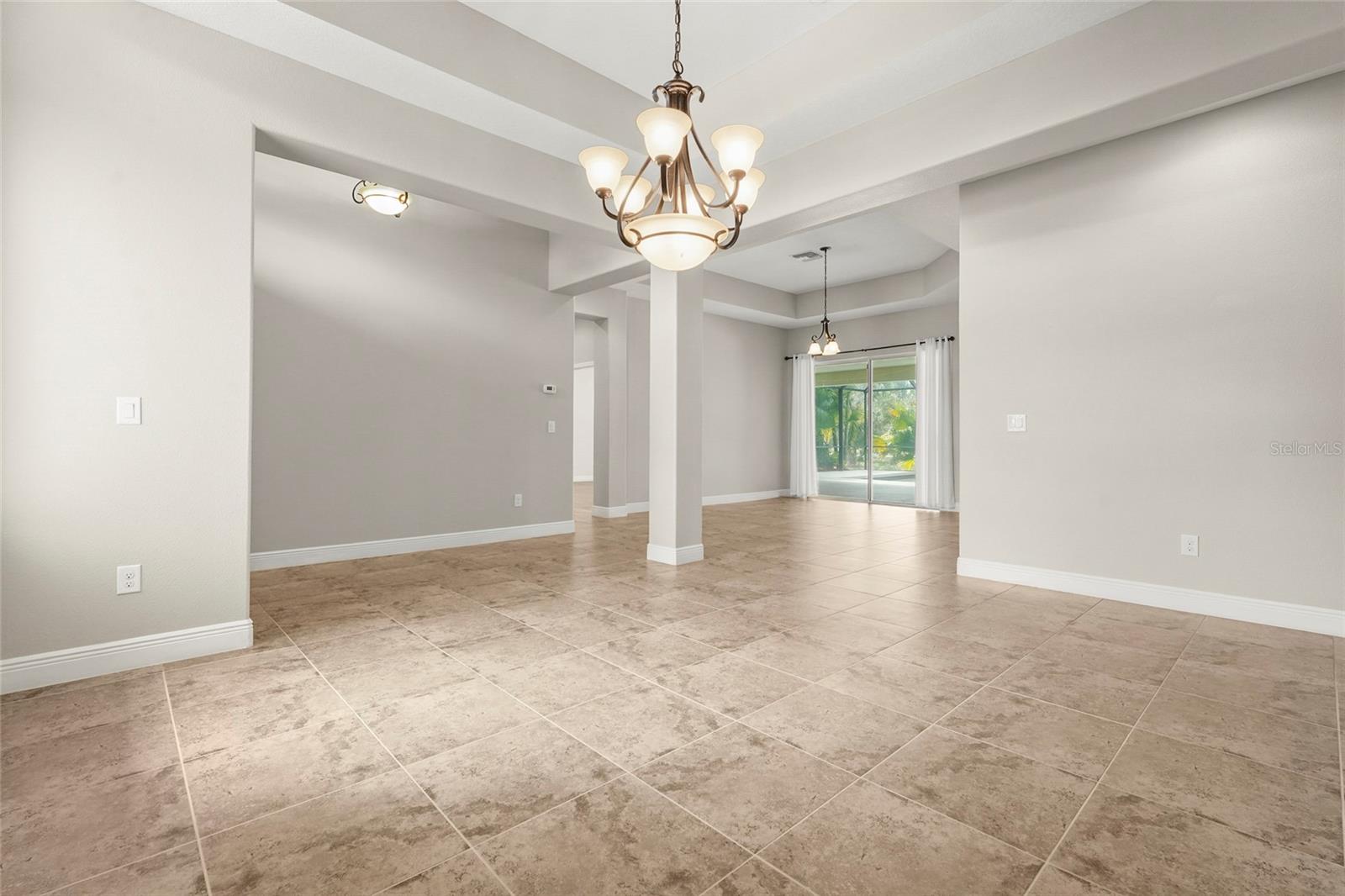 Image 10 of 73 For 5750 Rock Dove Drive