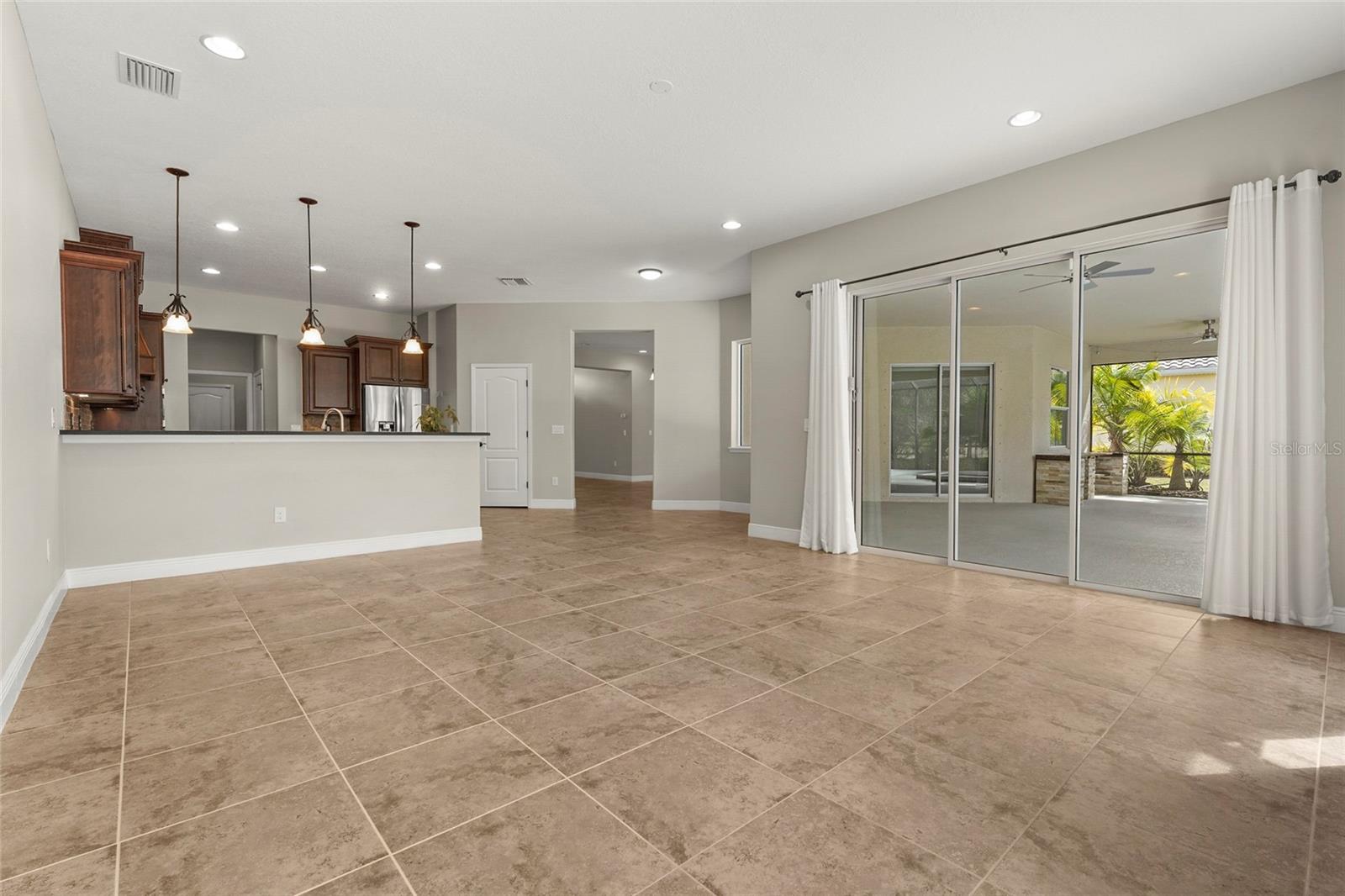 Image 24 of 73 For 5750 Rock Dove Drive