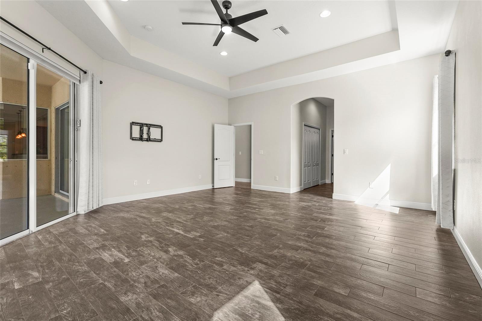 Image 27 of 73 For 5750 Rock Dove Drive