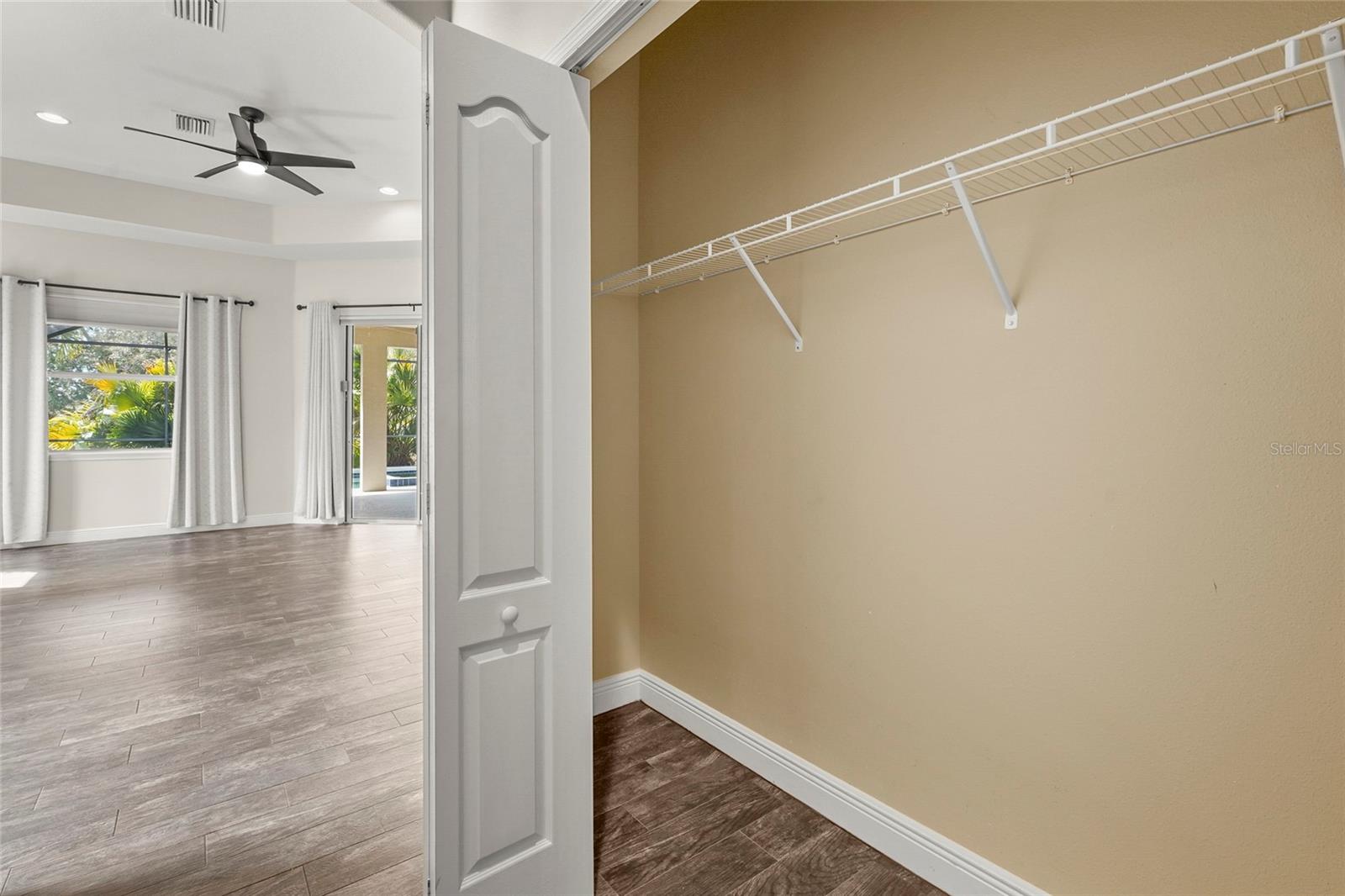 Image 31 of 73 For 5750 Rock Dove Drive