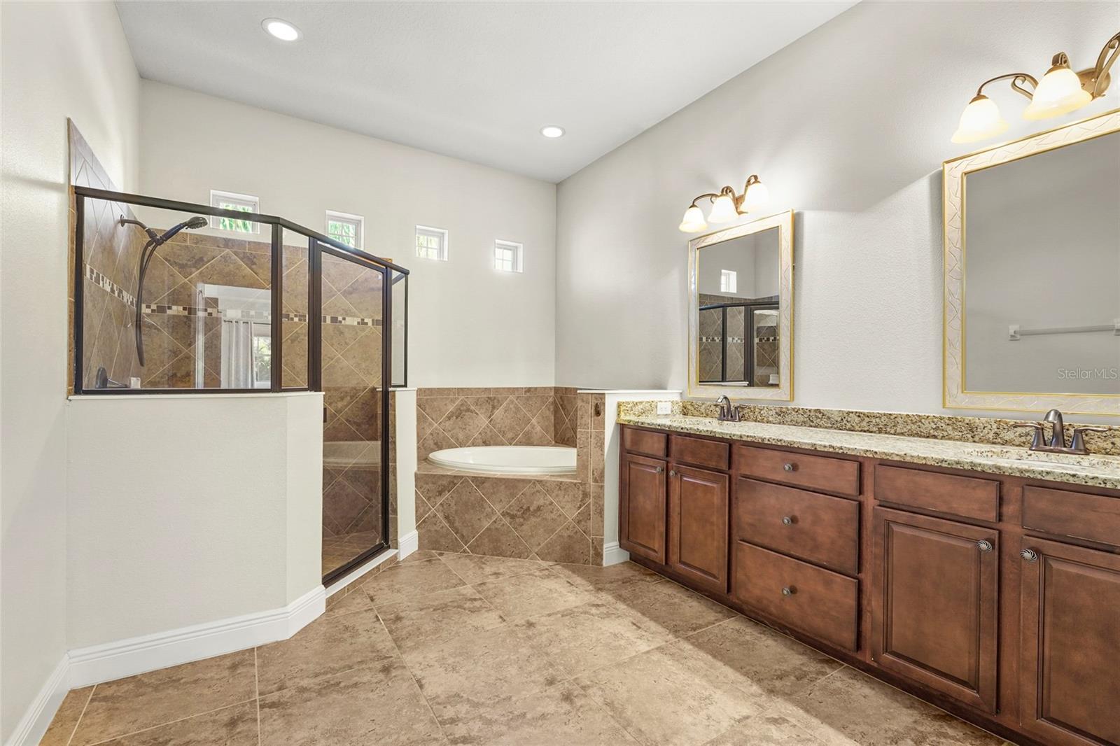 Image 32 of 73 For 5750 Rock Dove Drive