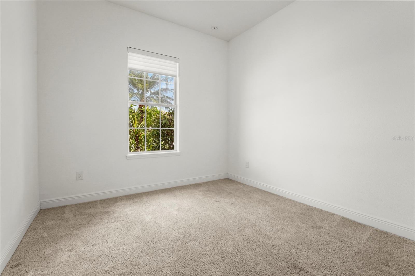 Image 46 of 73 For 5750 Rock Dove Drive