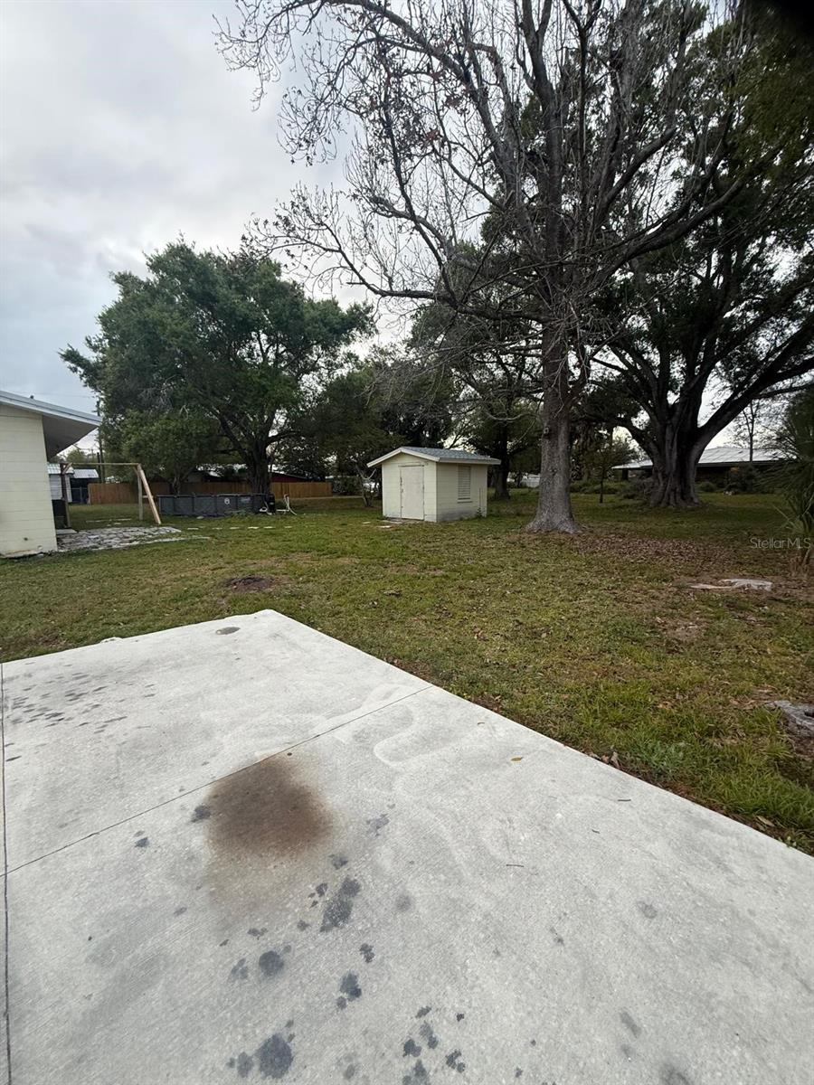 Image 10 of 36 For 1327 Vermont Avenue