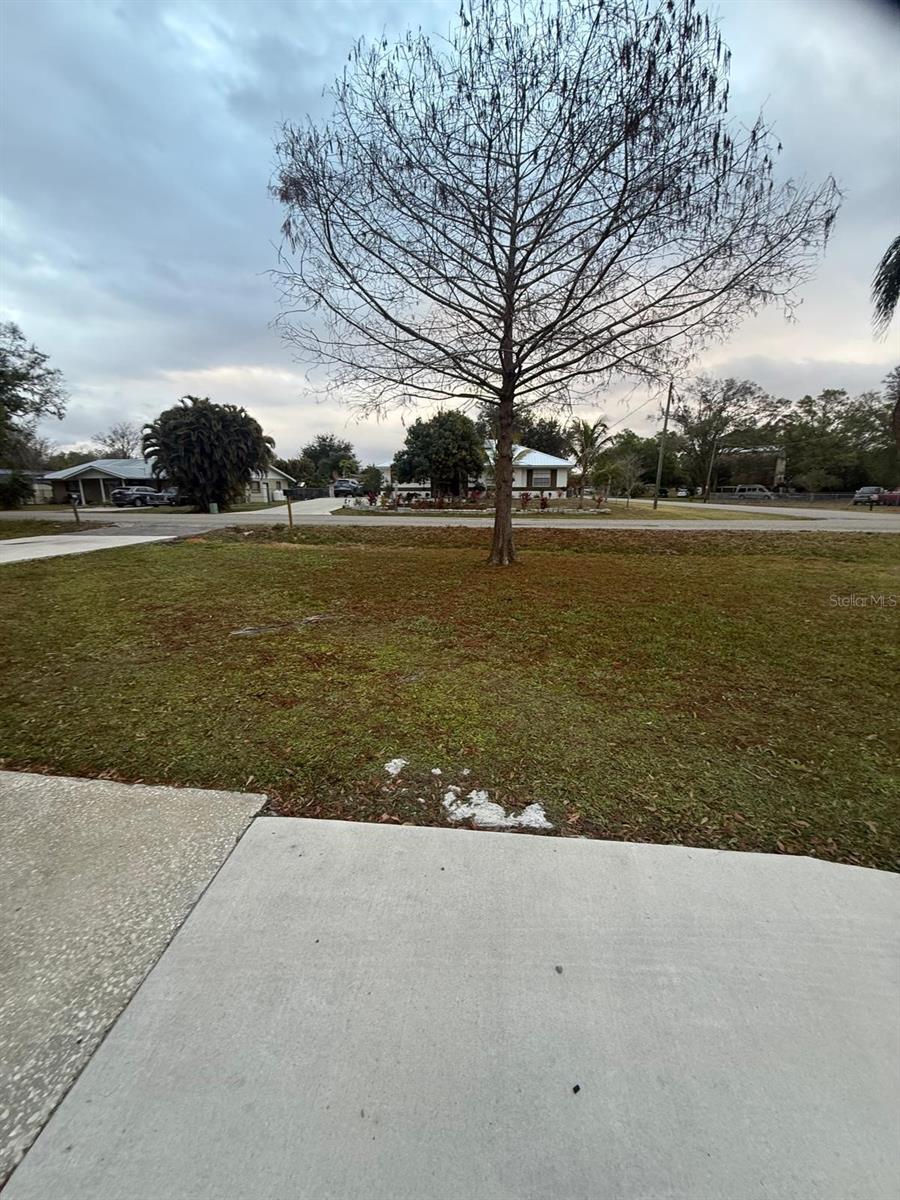 Image 14 of 36 For 1327 Vermont Avenue