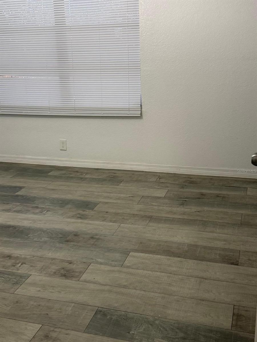 Image 32 of 36 For 1327 Vermont Avenue