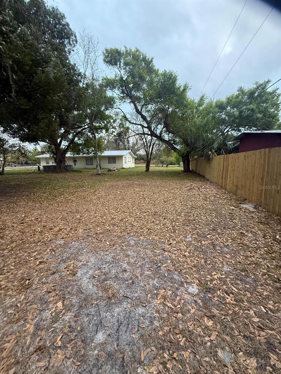 Image 9 of 36 For 1327 Vermont Avenue