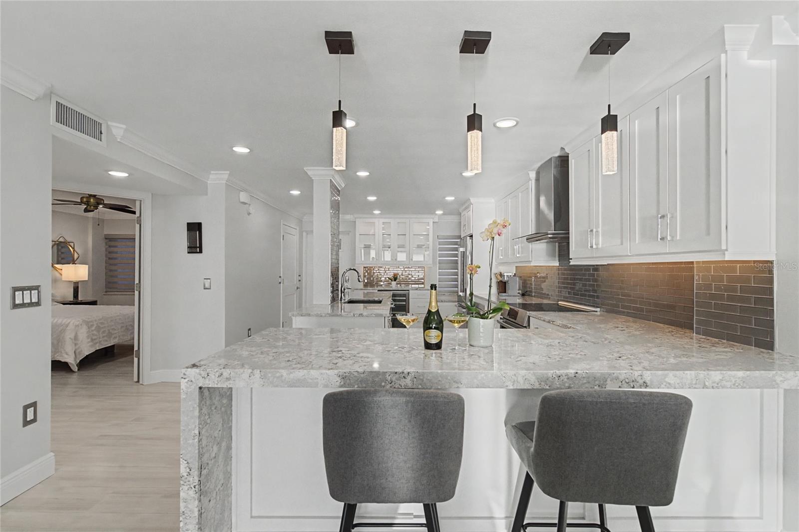 Image 10 of 63 For 19 Whispering Sands Drive 1105