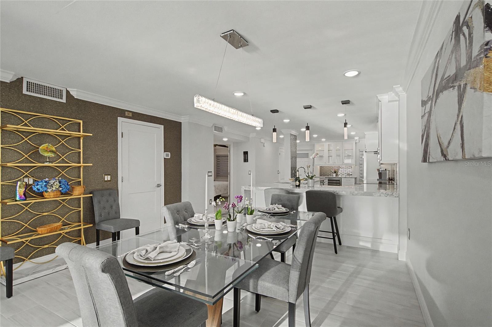 Image 16 of 63 For 19 Whispering Sands Drive 1105