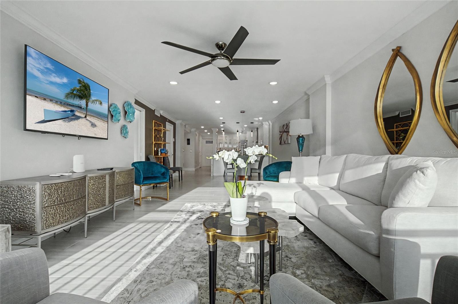 Image 18 of 63 For 19 Whispering Sands Drive 1105