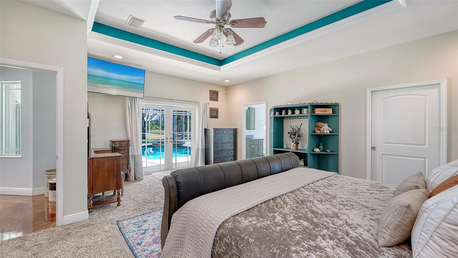 Image 24 of 58 For 2098 Palm View Road