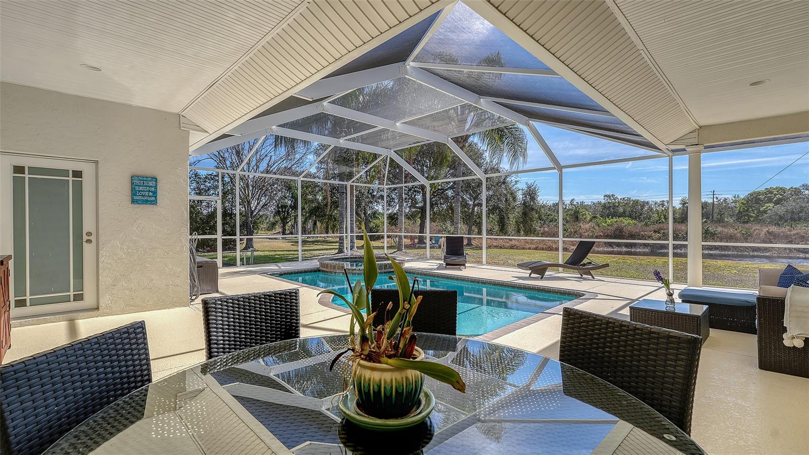 Image 42 of 58 For 2098 Palm View Road