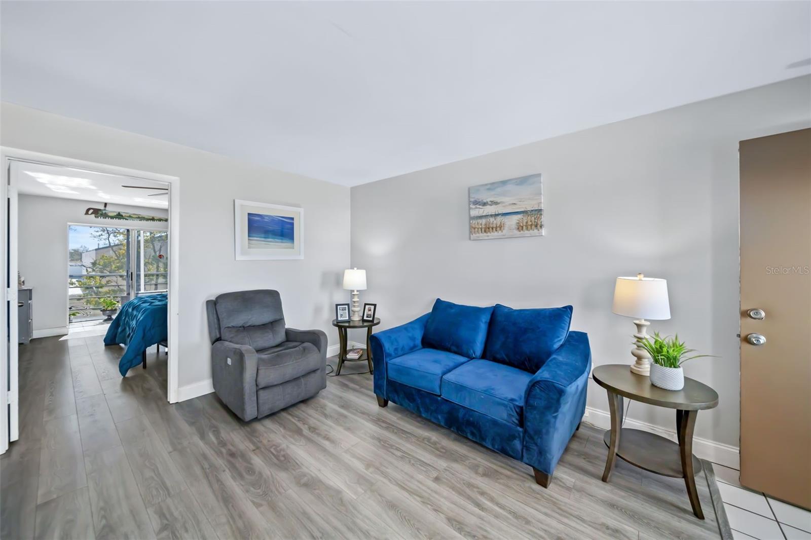 Image 23 of 44 For 4460 Ironwood Circle 301a