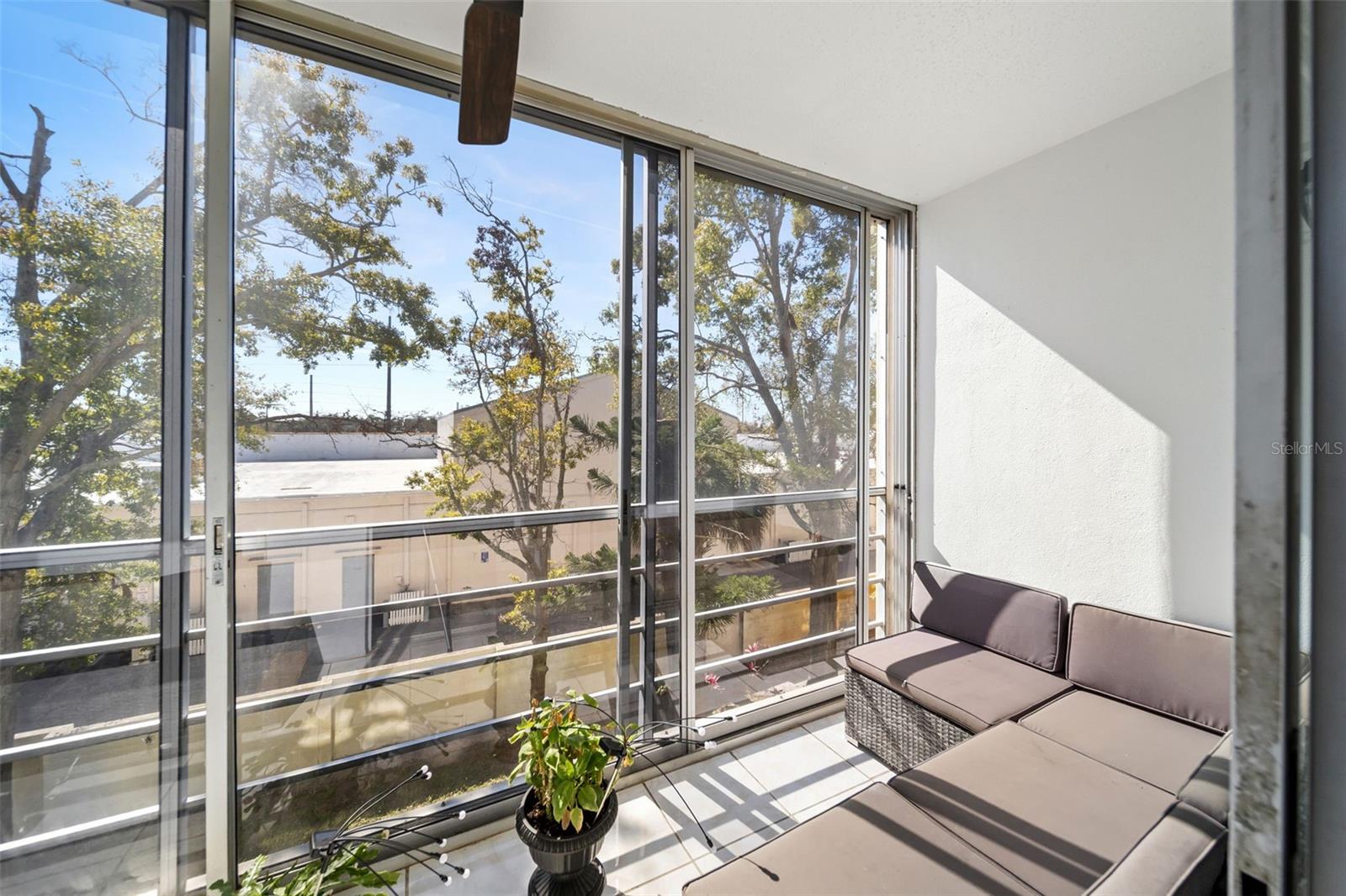 Image 31 of 44 For 4460 Ironwood Circle 301a