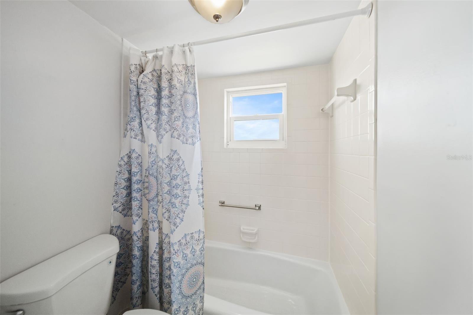 Image 39 of 44 For 4460 Ironwood Circle 301a