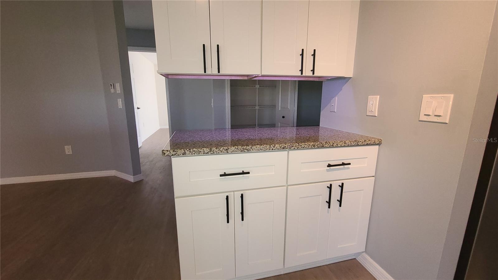 Image 32 of 45 For 13 Seaward Circle