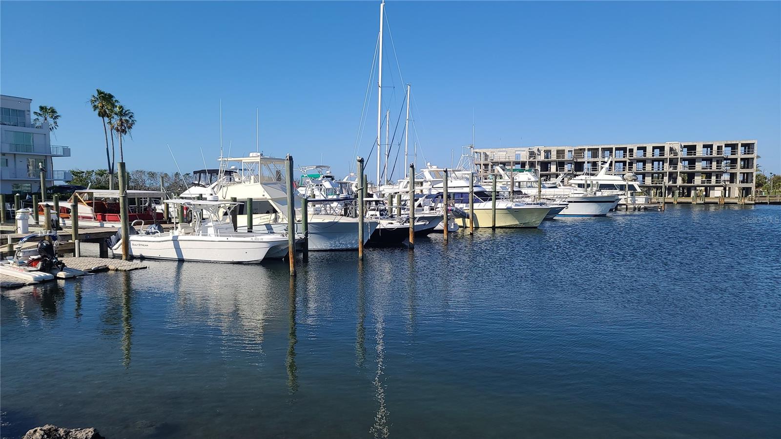 Image 7 of 45 For 13 Seaward Circle