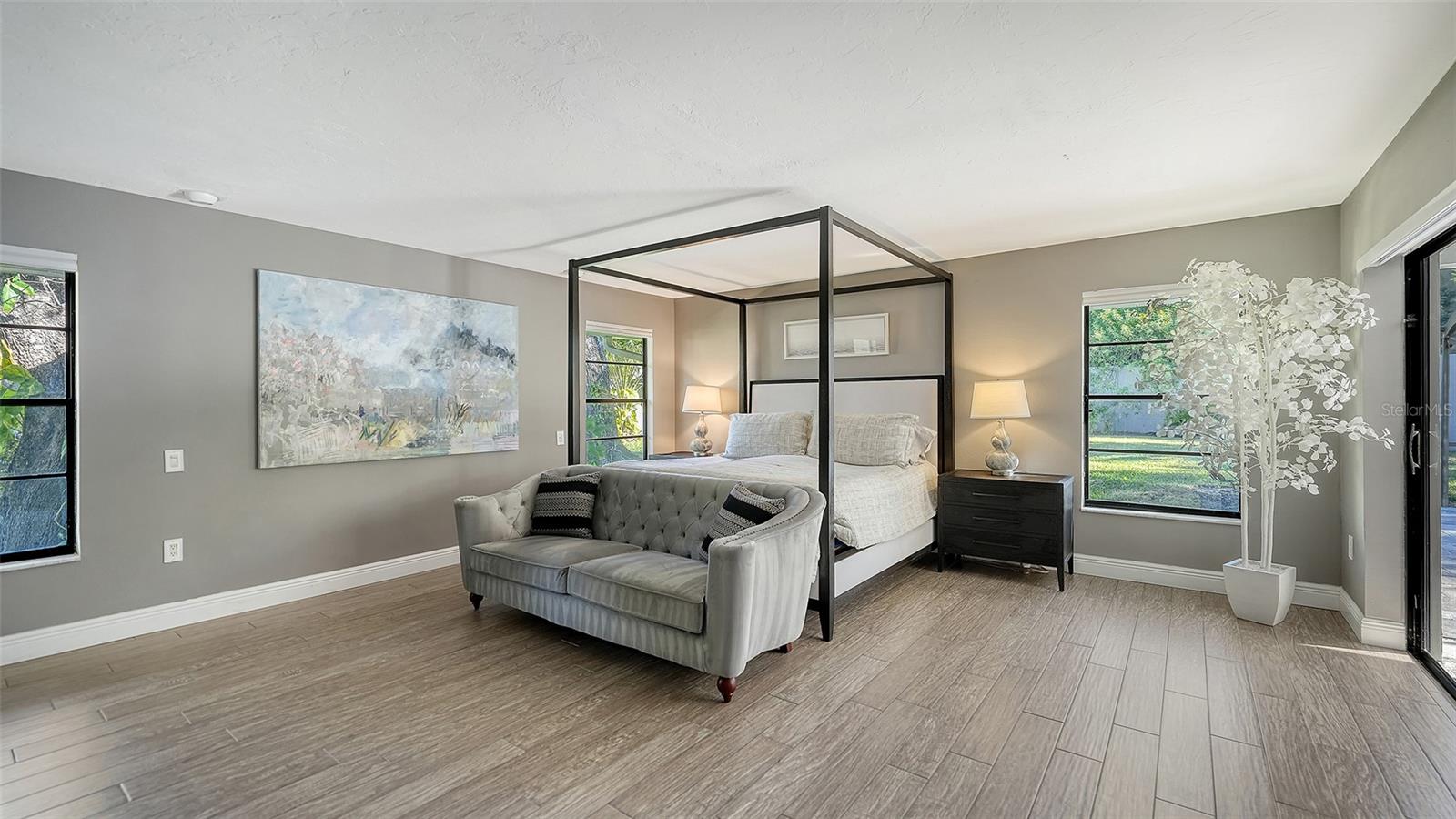 Image 14 of 44 For 3783 Beneva Oaks Boulevard