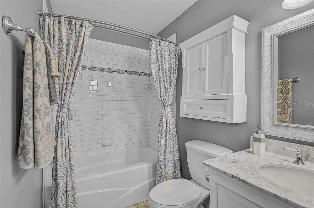 Image 18 of 42 For 3810 42nd Avenue W