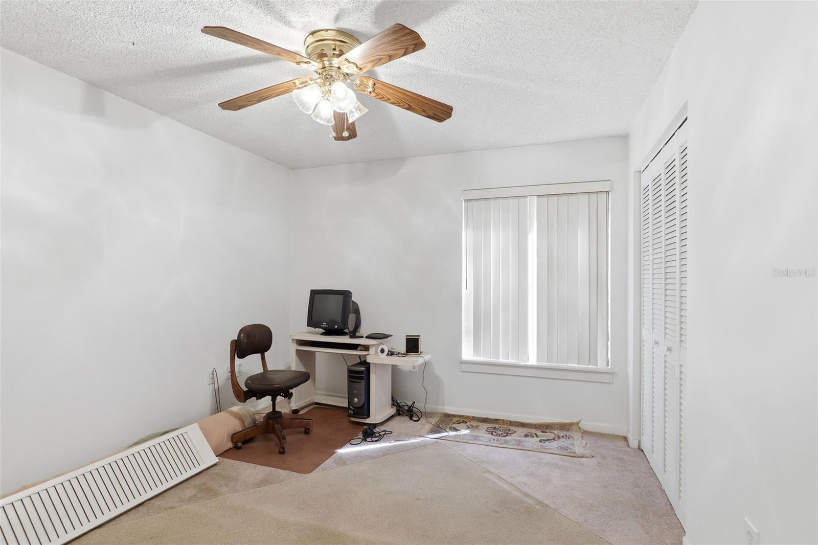 Image 10 of 38 For 2070 Courtenay Parkway