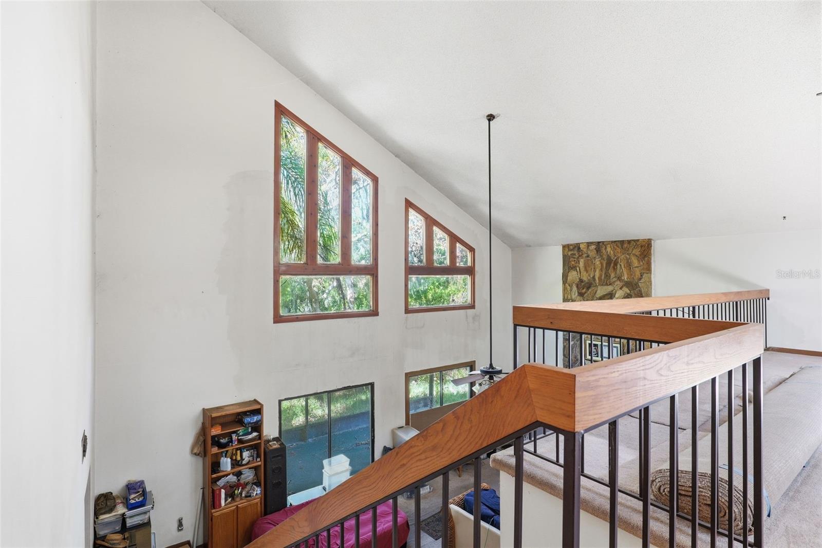 Image 25 of 38 For 2070 Courtenay Parkway