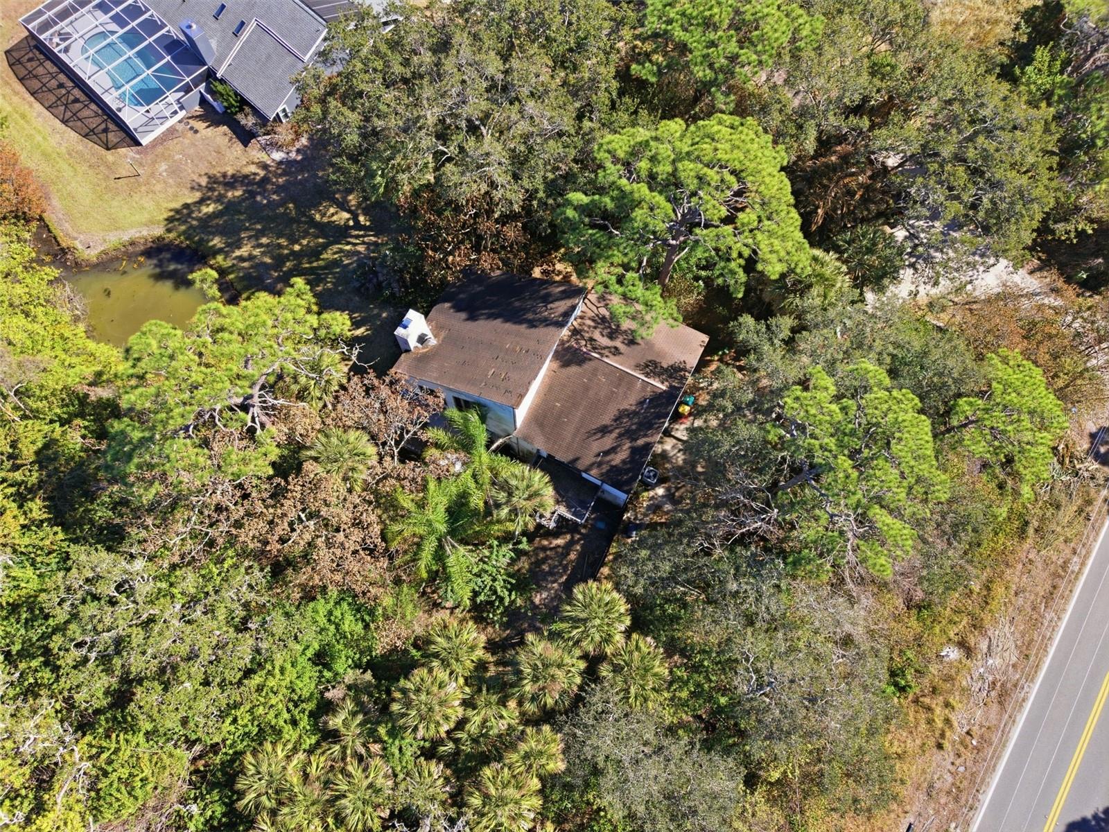 Image 34 of 38 For 2070 Courtenay Parkway