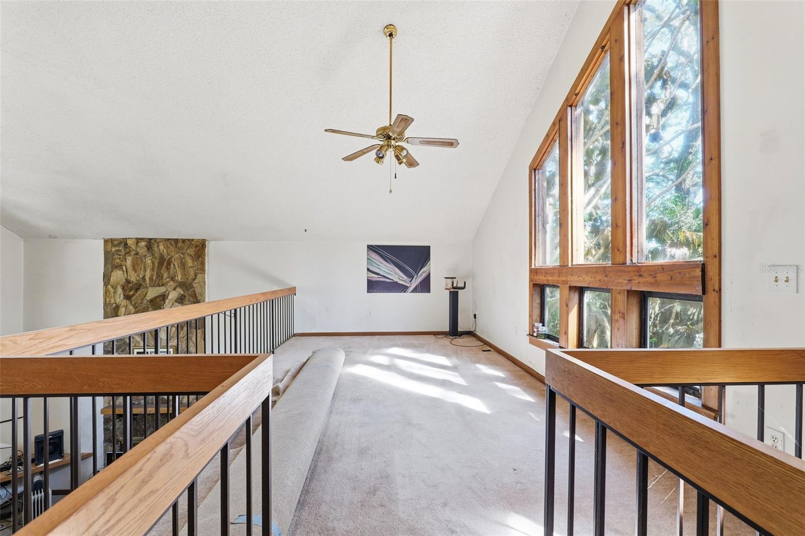 Image 6 of 38 For 2070 Courtenay Parkway