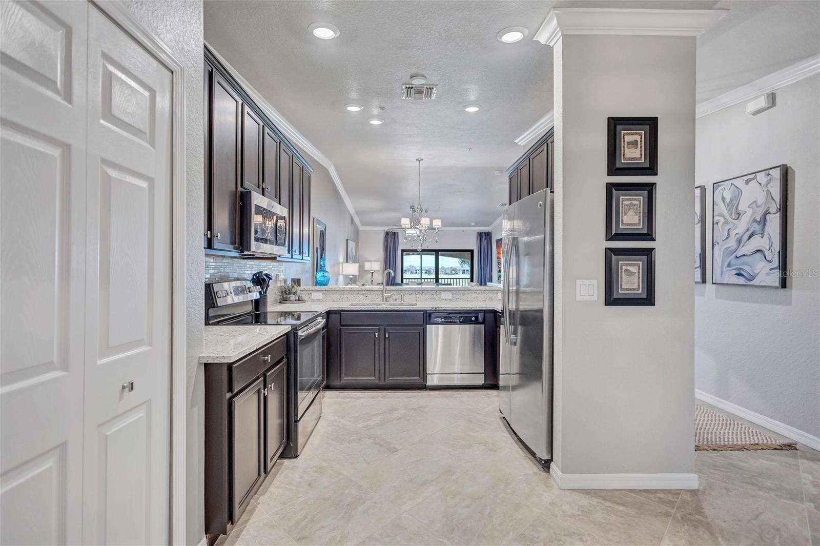 Image 13 of 83 For 5548 Palmer Circle 205