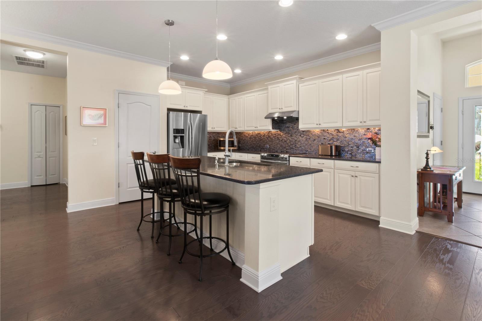 Image 14 of 59 For 1205 Thornbury Drive