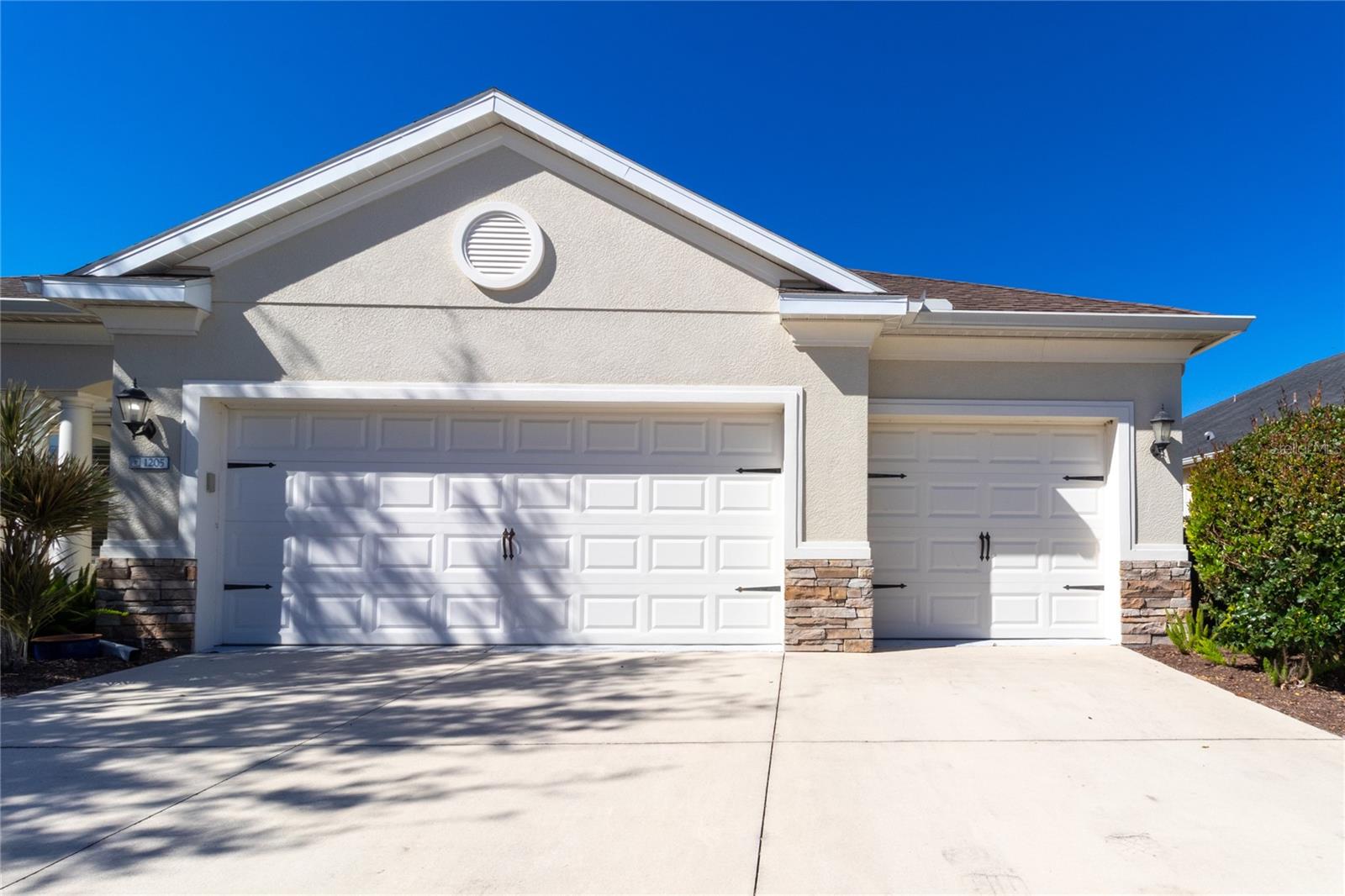 Image 52 of 59 For 1205 Thornbury Drive