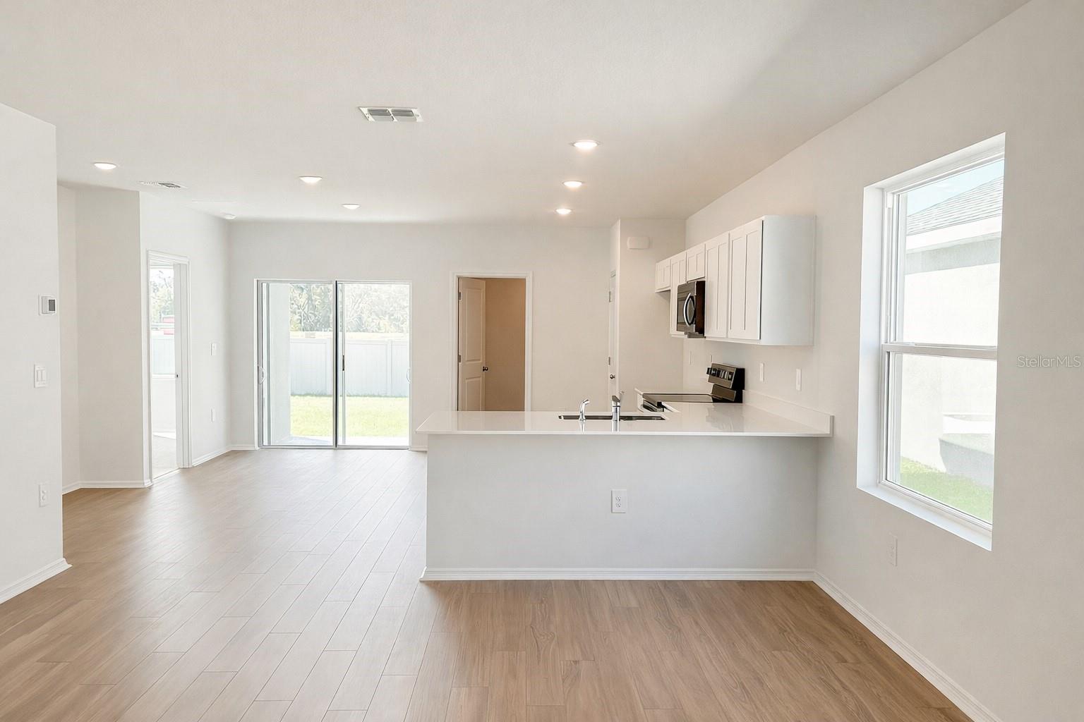 Image 4 of 14 For 13131 Sassafras Trail