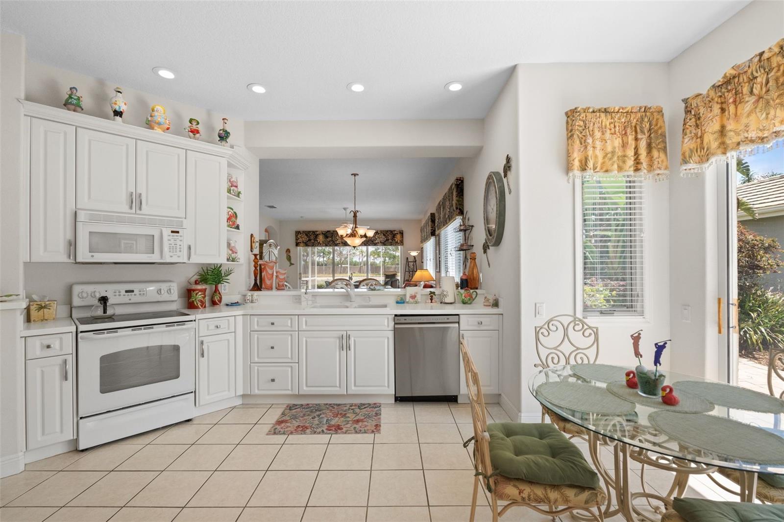 Image 14 of 41 For 5223 97th Street E