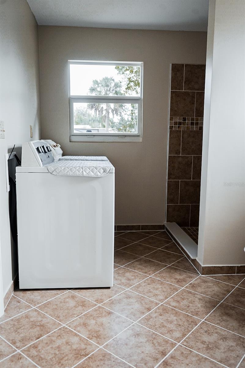 Image 13 of 26 For 146 Hernando Avenue