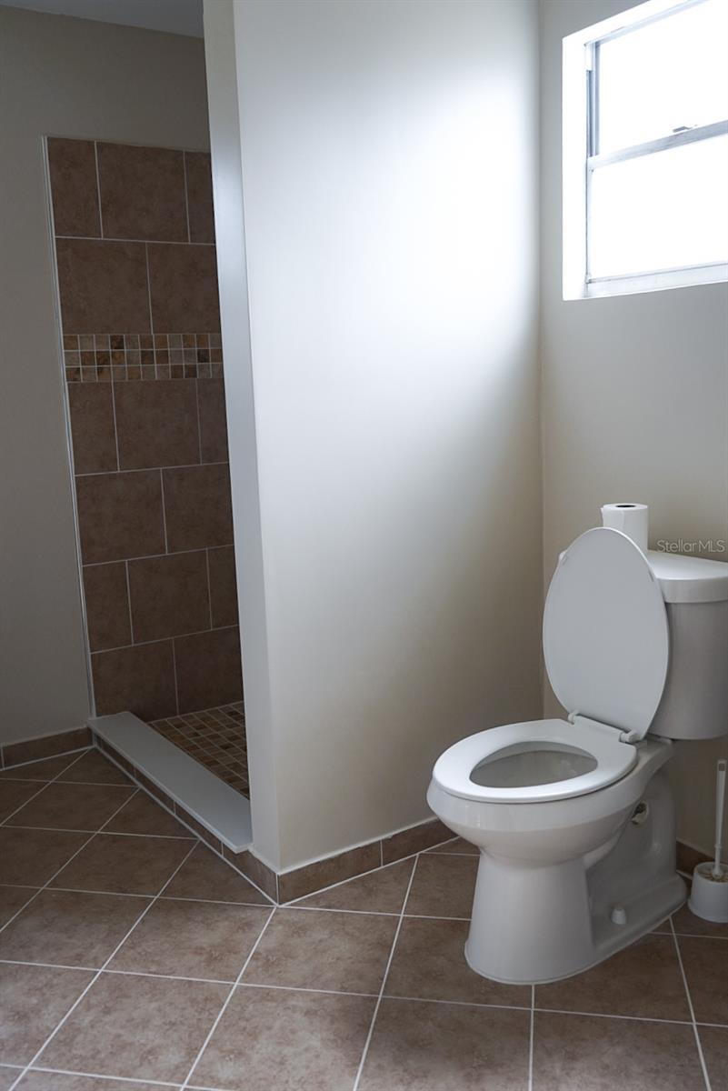 Image 16 of 26 For 146 Hernando Avenue